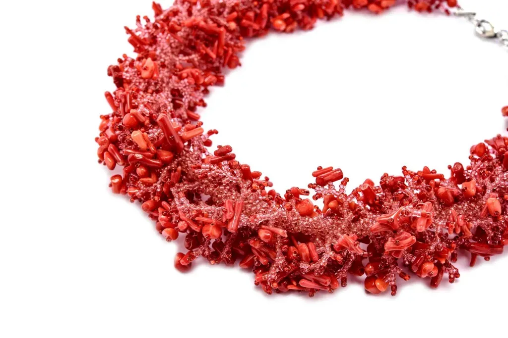 Naturalne piękno w biżuterii z kamieni szlachetnych